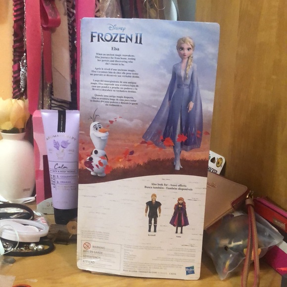Frozen Elsa doll - Picture 5 of 7